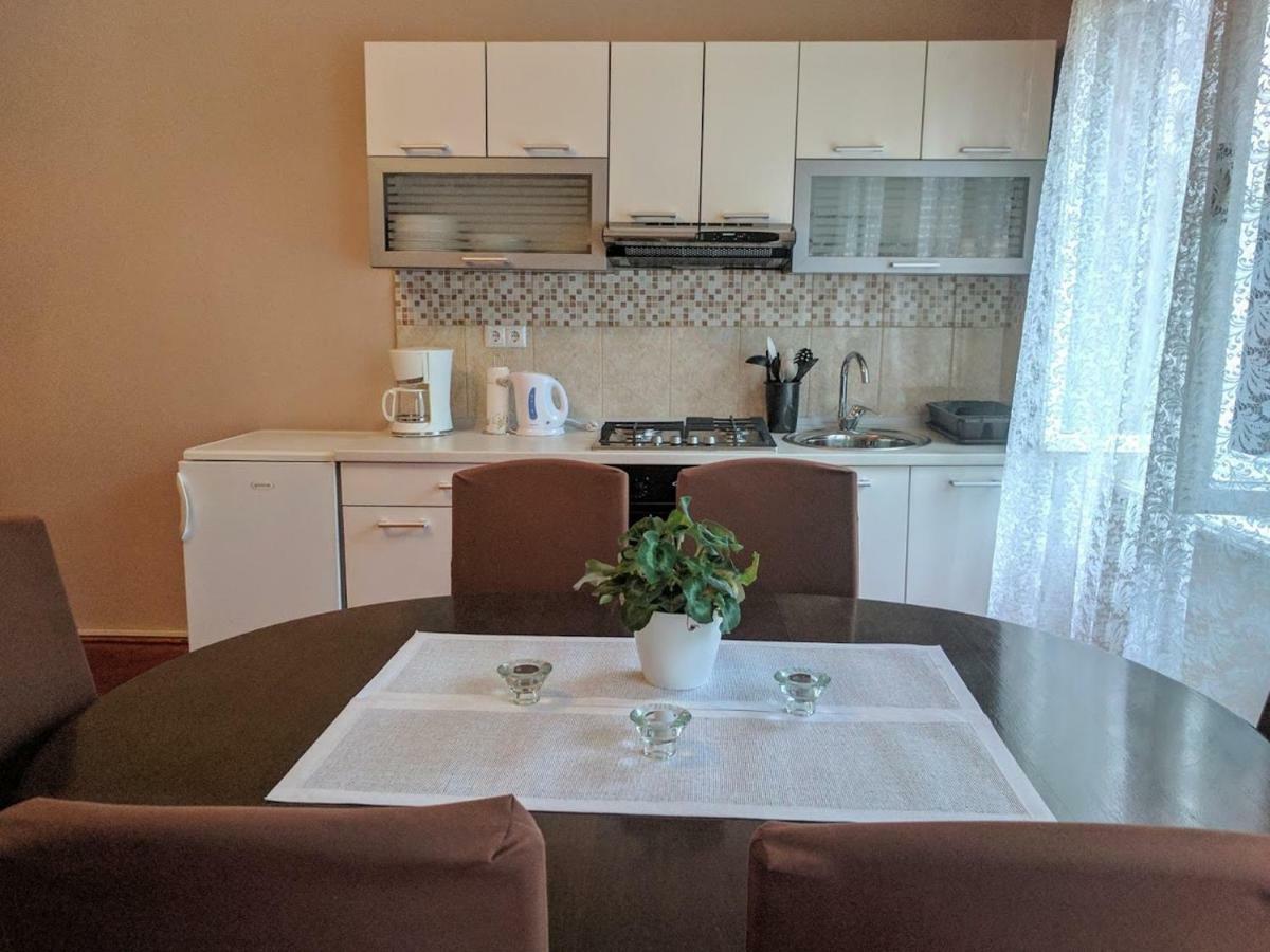 Apartman Prvi Red Do Mora Crikvenica Exterior photo